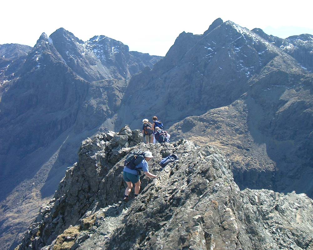 Brescalan-Cottage4-Cuillin-Ridge